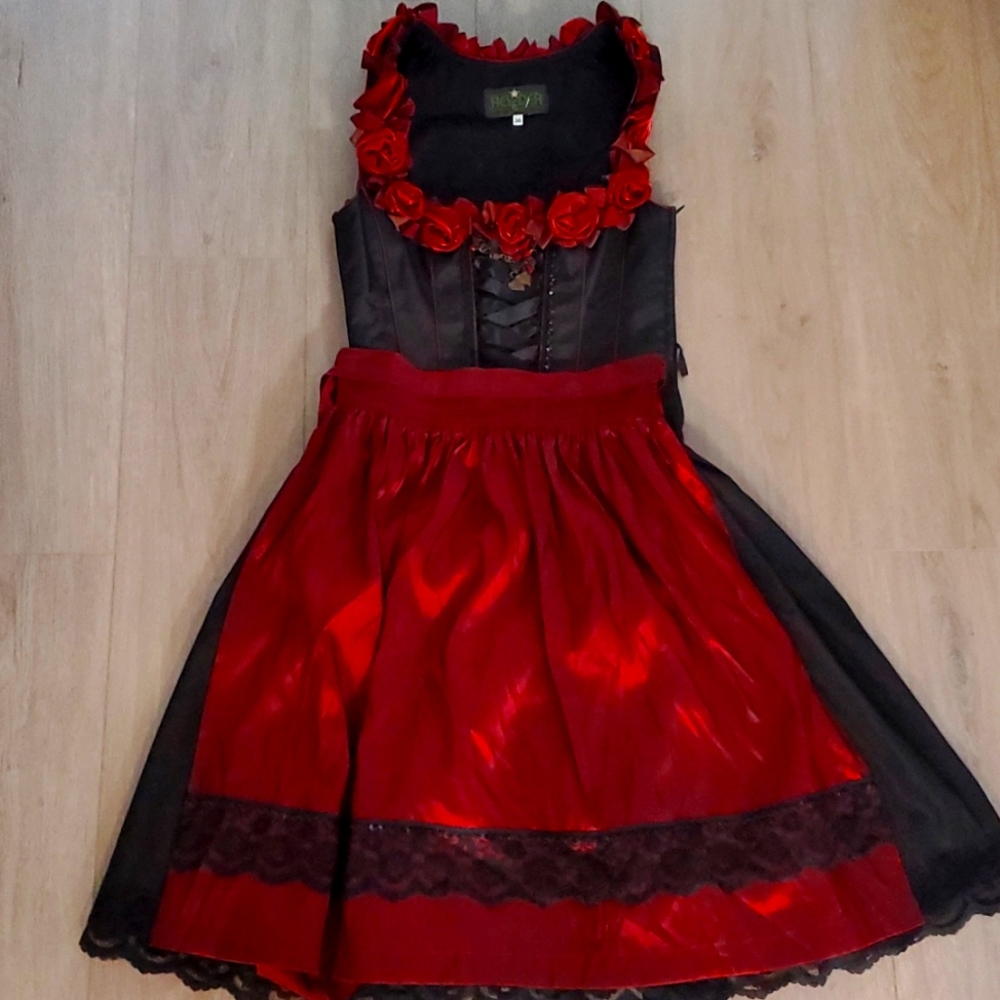 German Goth Girl Dirndl Dress 36 Reseder red small